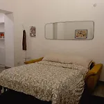 Apartment Seminterrato Al Pigneto Metro C